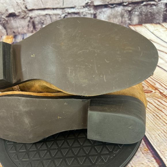 Journee Signature Women's Brown Suede Leather Heeled Ankle Boots Booties Size 7 - Picture 7 of 9